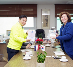 이필형 동대문구청장, 프랑스 소르본 대학 산하 연구소 관계자와 탄소중립도시 논의