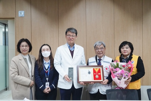 토마스의료재단 윌스기념병원, 대한적십자사 회원유공장 명예대장·사회공헌유공 표창패 수상