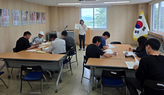 한국식품안전관리인증원 부산지원, 김해 한우 농가 해썹 인증 확대 지원