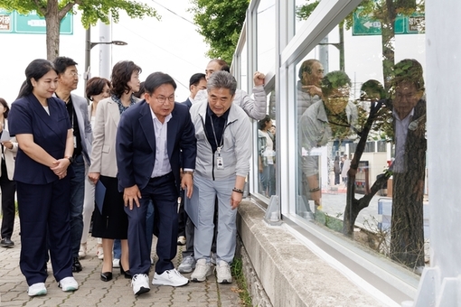 마포구, 서울중동초 통학로 새 단장… “아이들 등굣길, 더 안전해졌습니다”