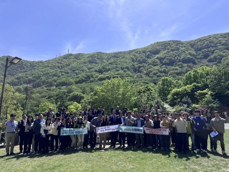 봄, 경남에서 숲해설, 유아숲지도, 산림치유 받으세요!
