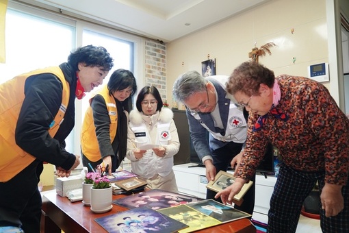 경기적십자사, 설 맞아 이산가족 위로방문